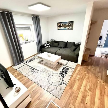 Ab Apartment Moderne Zweizimmerwohnung Villach Luaran gambar