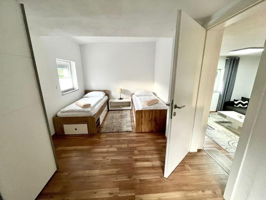 Ab Apartment Moderne Zweizimmerwohnung Villach Luaran gambar